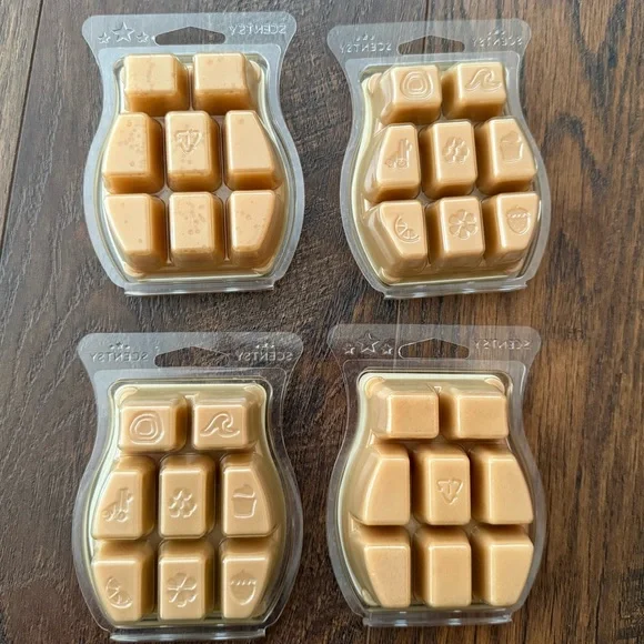 **set of 4** Scentsy Almond Croissant Wax Bars - Picture 2 of 2